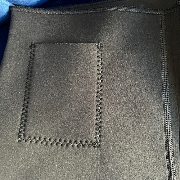 Women’s Athletic wear. - Picture 3 of 5